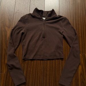 Aritzia Brown Quarter-Zip Long Sleeve Top